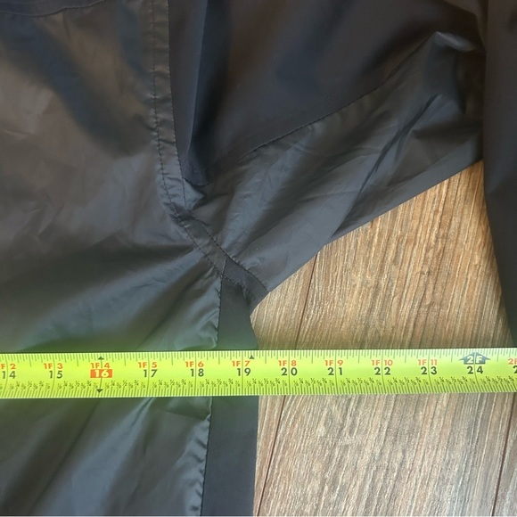 Nike Shield Black Full Zip Jacket Men’s Size Medium - Picture 4 of 8